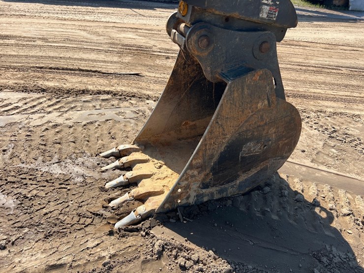 deere-85g-image-10