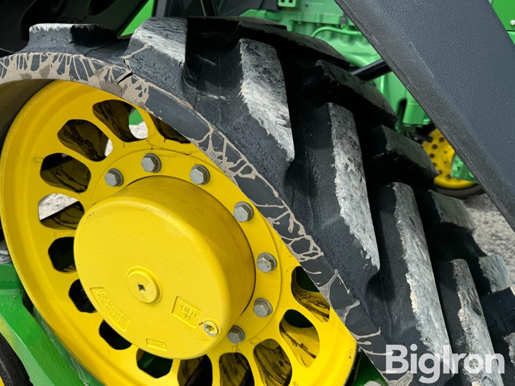 2021-john-deere-8rx-410-image-16