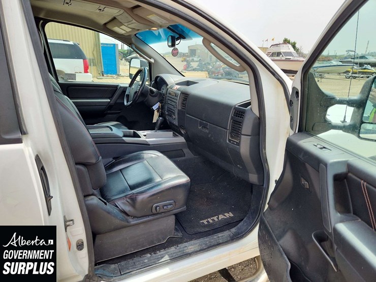 2008-nissan-titan-image-16