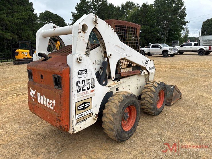 bobcat-s250-image-2