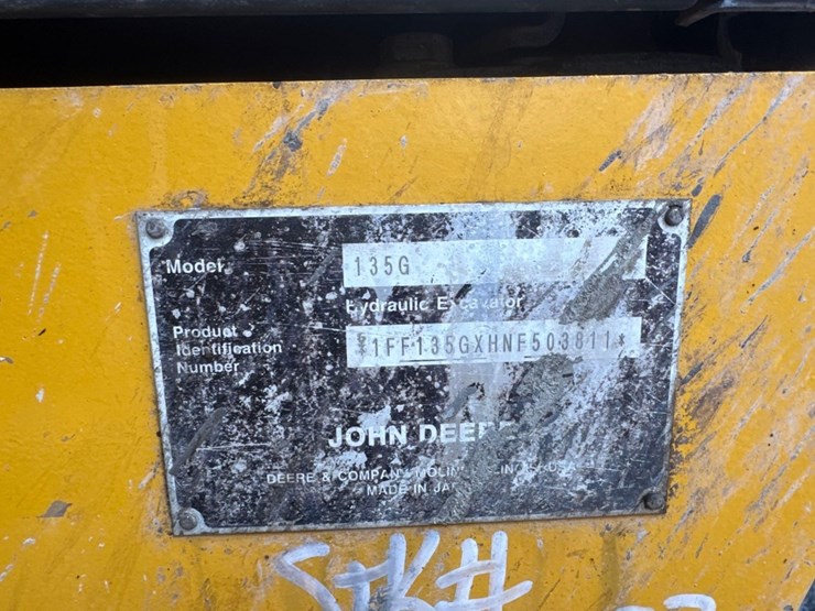 2023-deere-135g-image-18
