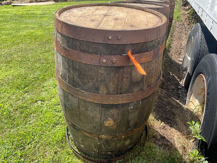 #8597-•-wood-barrel-image-1
