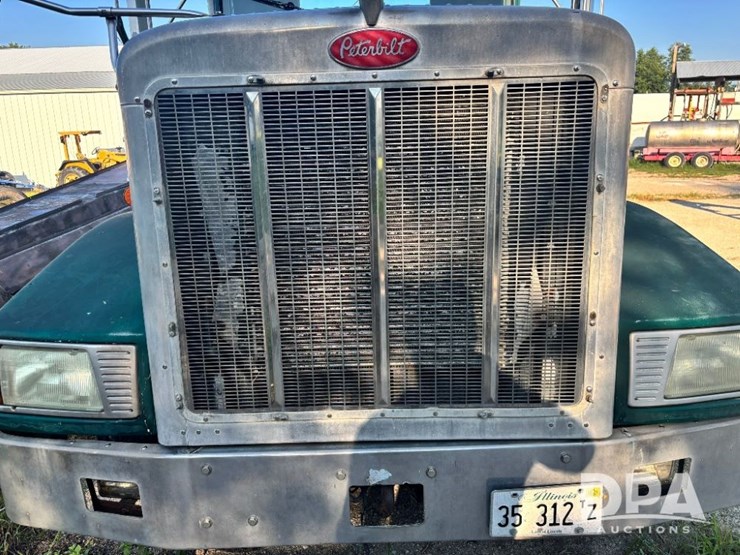 1993-peterbilt-377-image-13