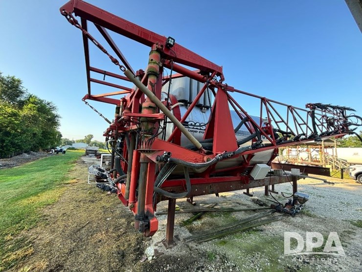 2014-case-ih-610-image-10