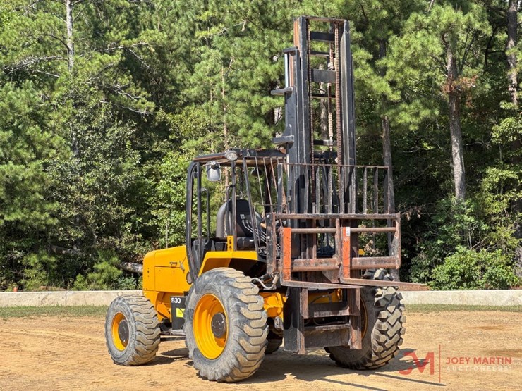 jcb-930-image-1