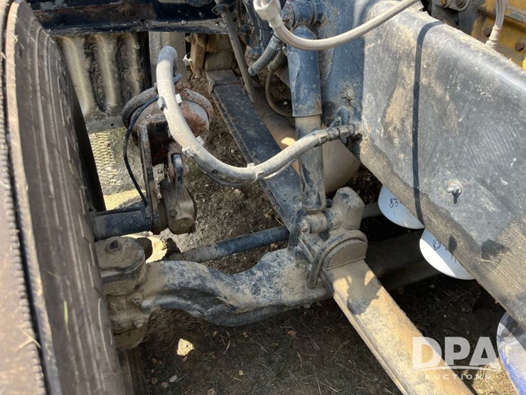 2008-peterbilt-384-image-72