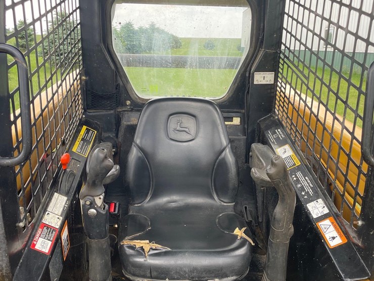 2006-john-deere-317-image-60