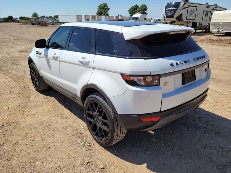 2013-land-rover-range-rover-image-4