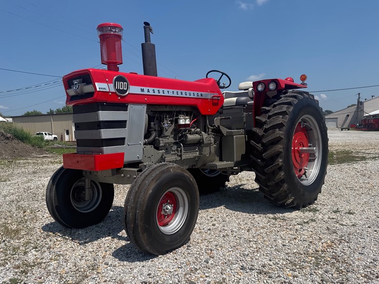 massey-ferguson-1100-image-1