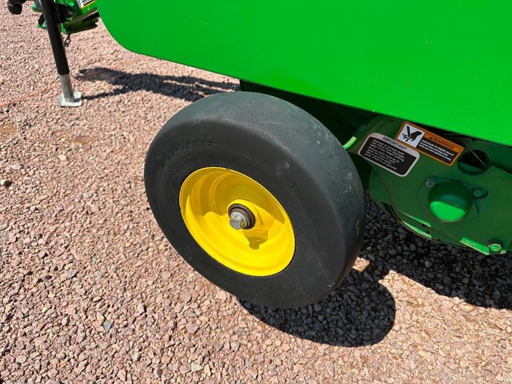 2022-john-deere-450e-image-8
