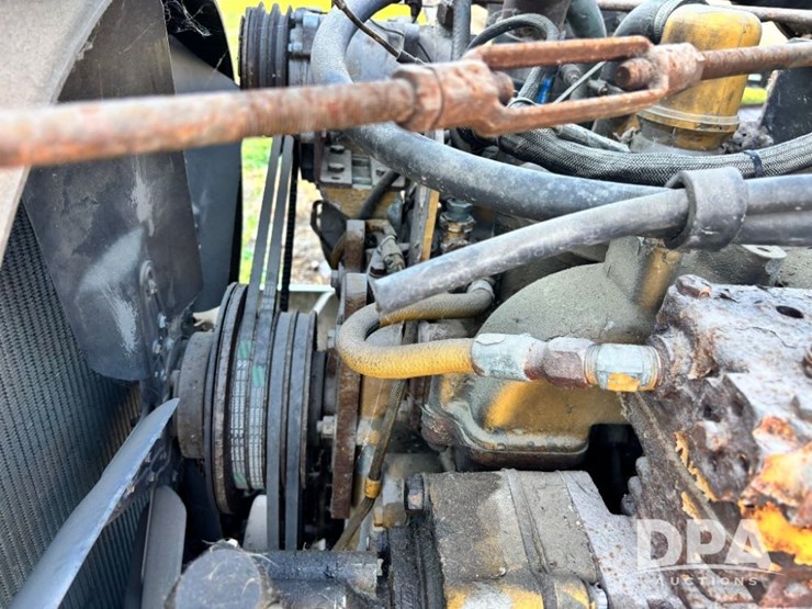1993-peterbilt-377-image-59