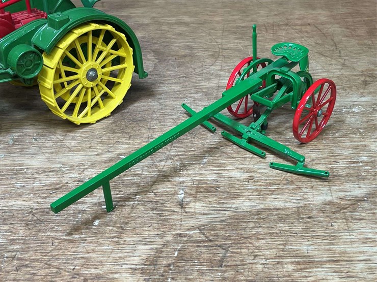john-deere-16-image-7
