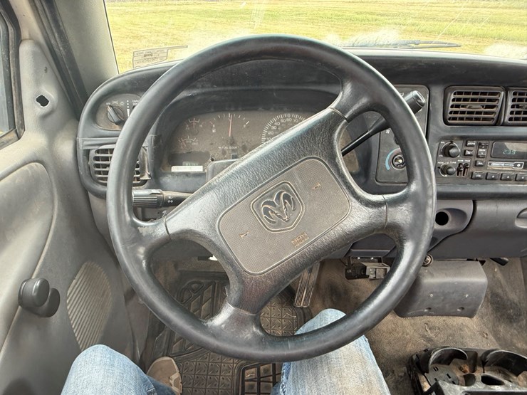#63-•-1999-ram-2500-image-19
