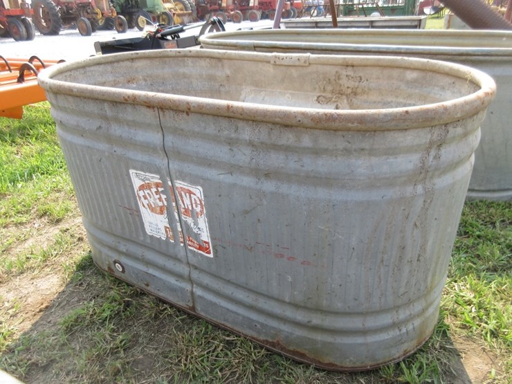 freeland-100-gal-water-trough-image-4