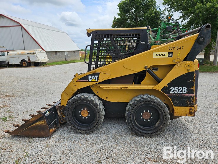 2005-caterpillar-252b-image-8