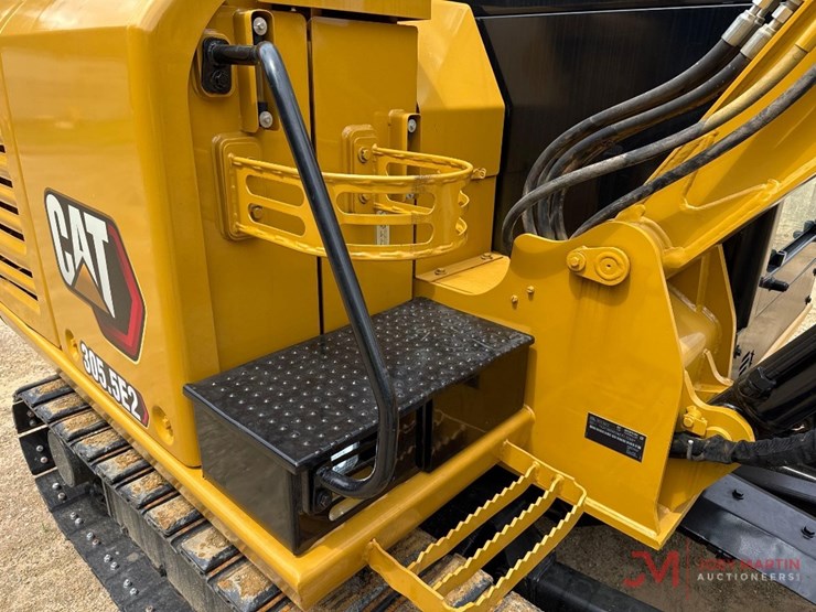 2021-caterpillar-305-image-20