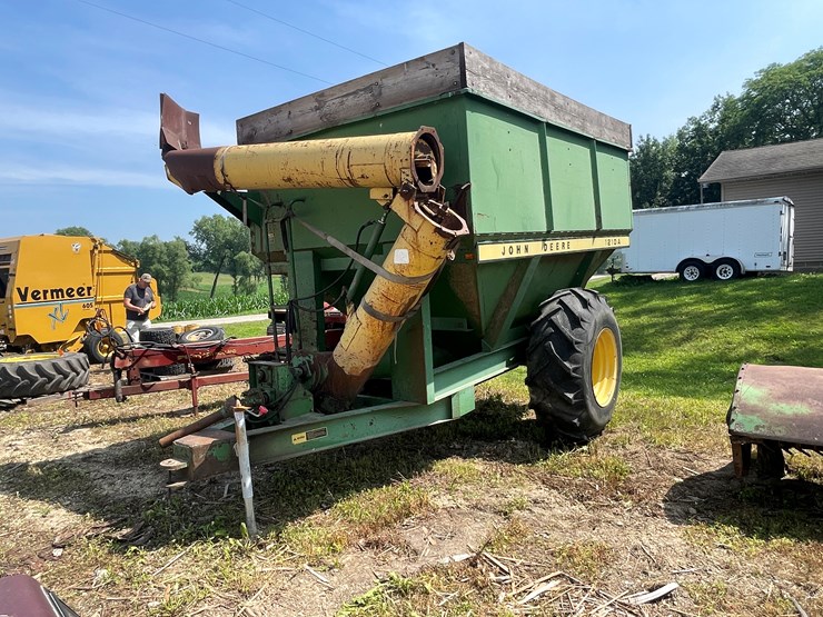 john-deere-1210a-image-1