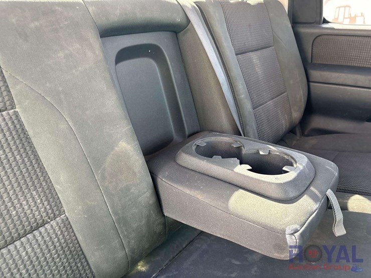 2011-nissan-titan-image-23