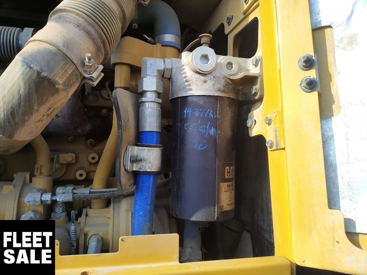 2020-caterpillar-14-image-32