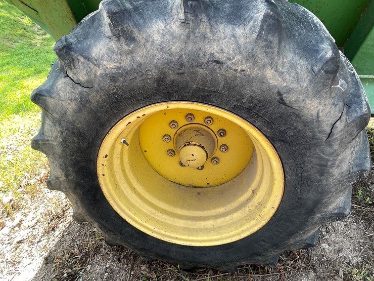 john-deere-1210a-image-13
