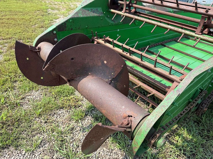 john-deere-r-image-12