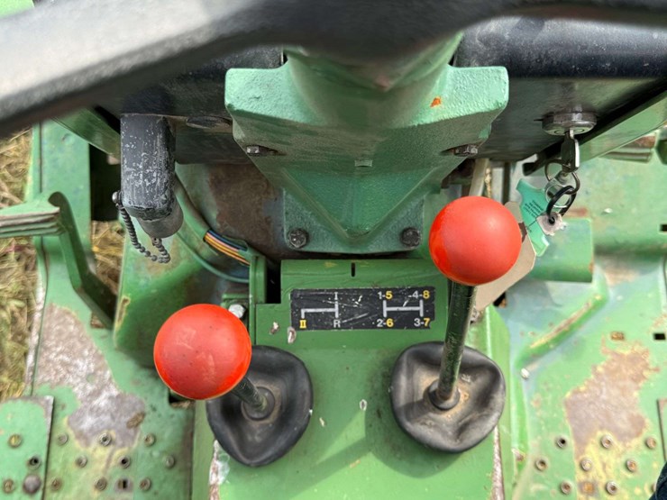 1982-john-deere-2040-image-22