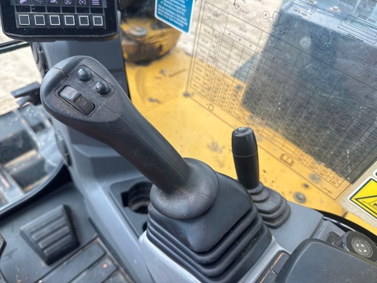 2020-caterpillar-308-cr-image-36