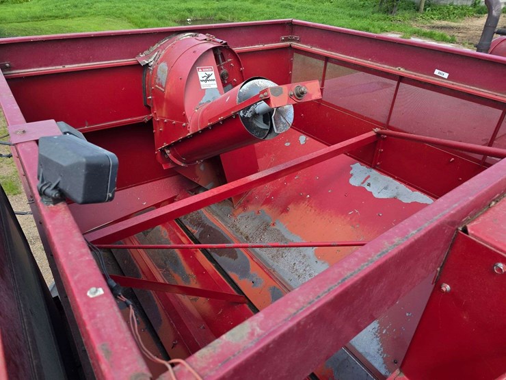 1993-case-ih-1666-image-35