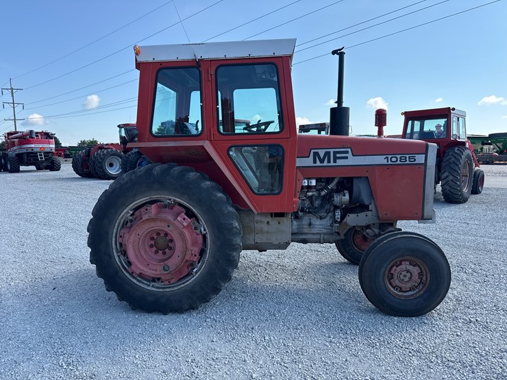 massey-ferguson-1085-image-7