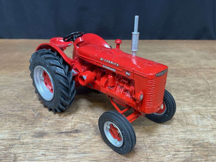 1/16-mccormick-w-4-1990-lafayette-c&m-image-11
