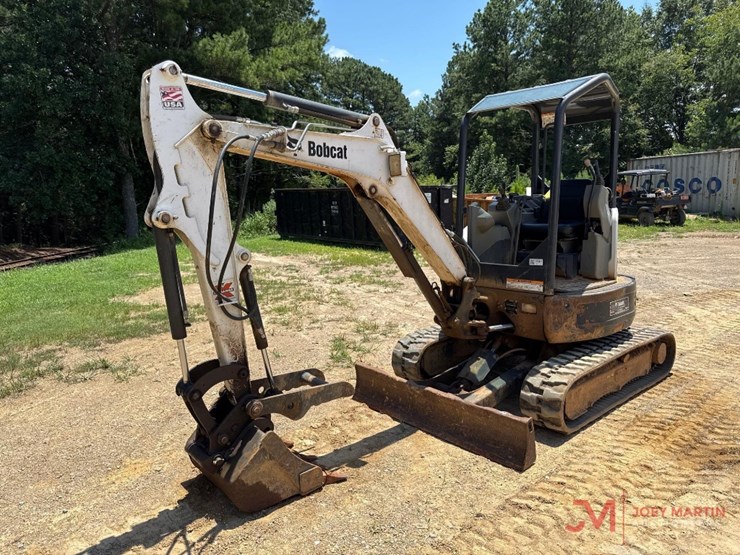 2017-bobcat-e26-image-2
