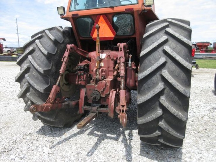 1977-agco-allis-7060-image-5