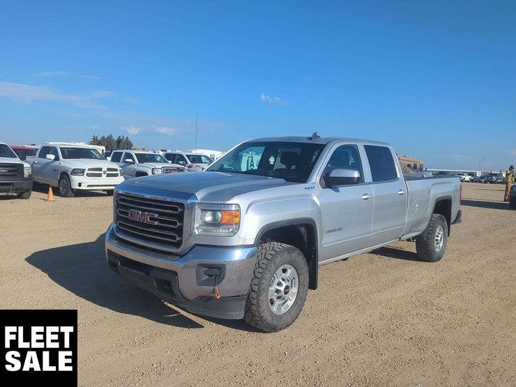 2018-gmc-sierra-2500hd-image-1