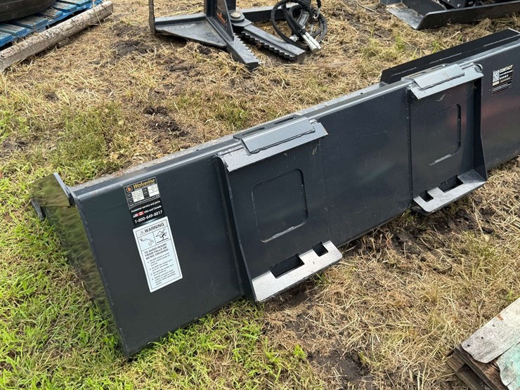 wolverine-78”-wide-bucket,-skid-loader-mount-image-3