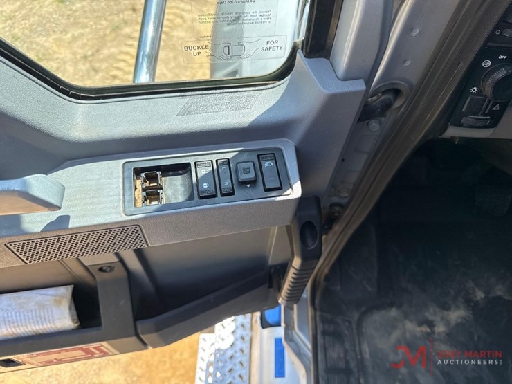 2021-mack-gr64f-granite-dump-truck-image-19