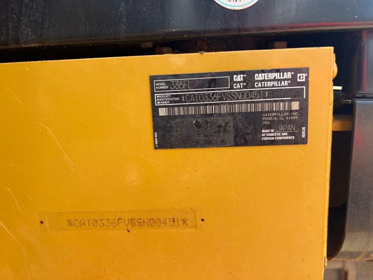 2016-caterpillar-336fl-image-27