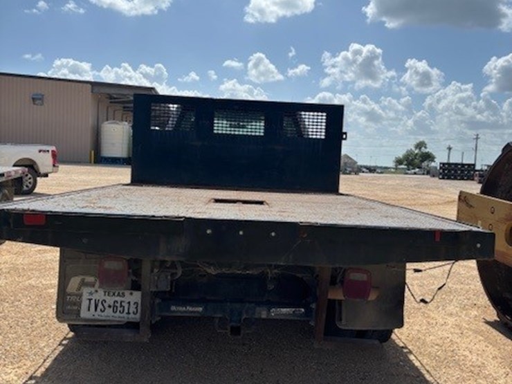 2019-ford-f550-image-3