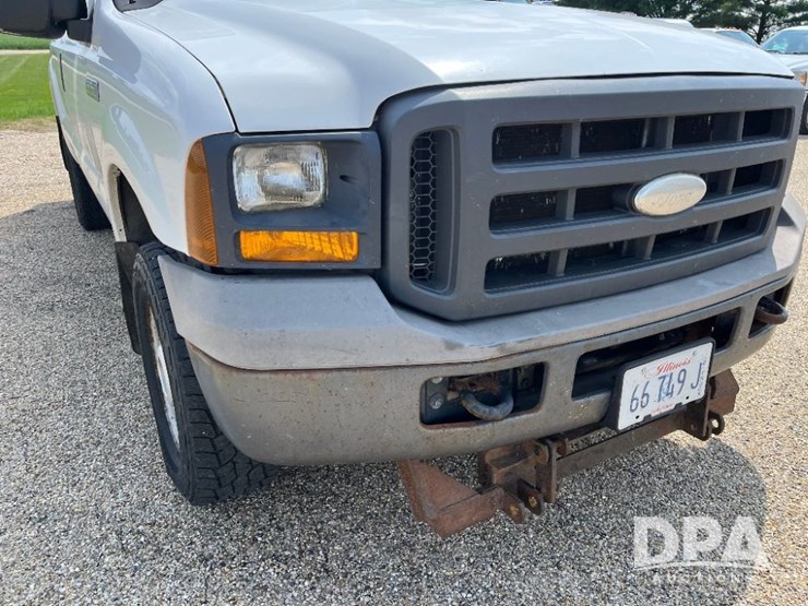 2005-ford-f250-xl-image-26