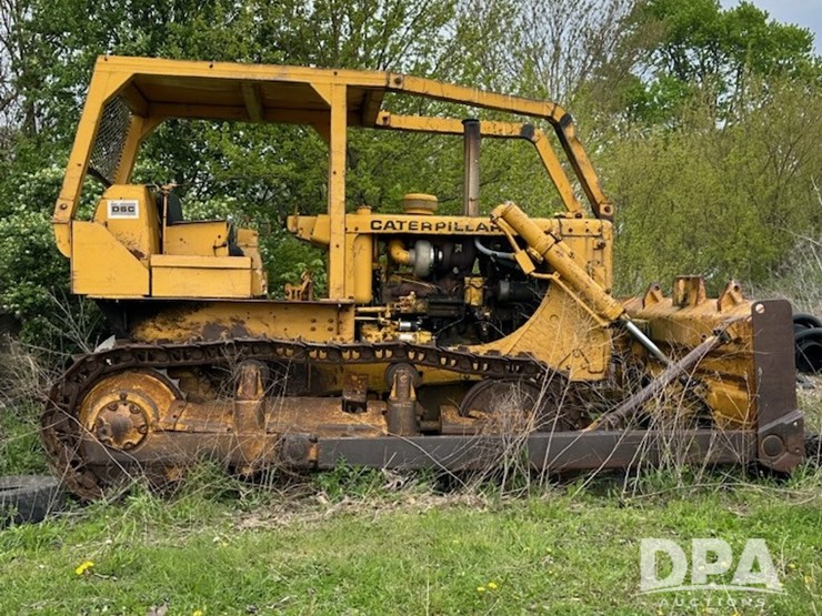 1967-caterpillar-d6c-image-1
