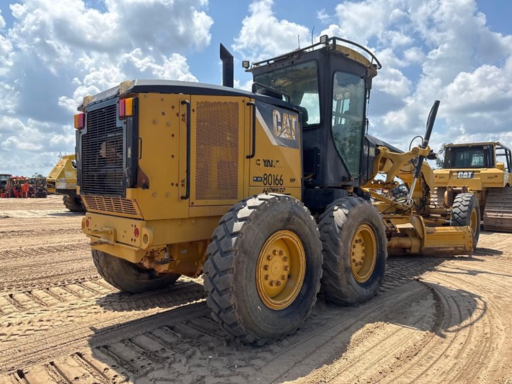 caterpillar-140m-vhp-image-6