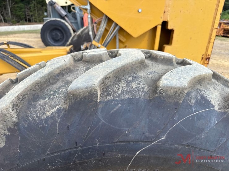 2010-caterpillar-140m-vhp-plus-image-22