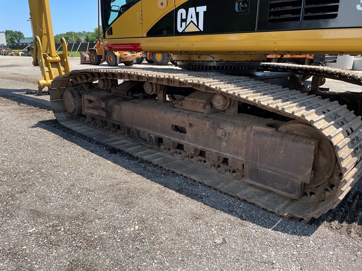 caterpillar-345c-image-10