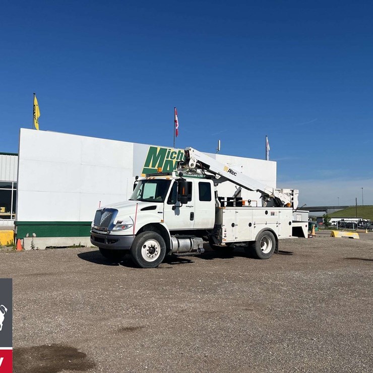 2013 INTERNATIONAL DURASTAR 4300