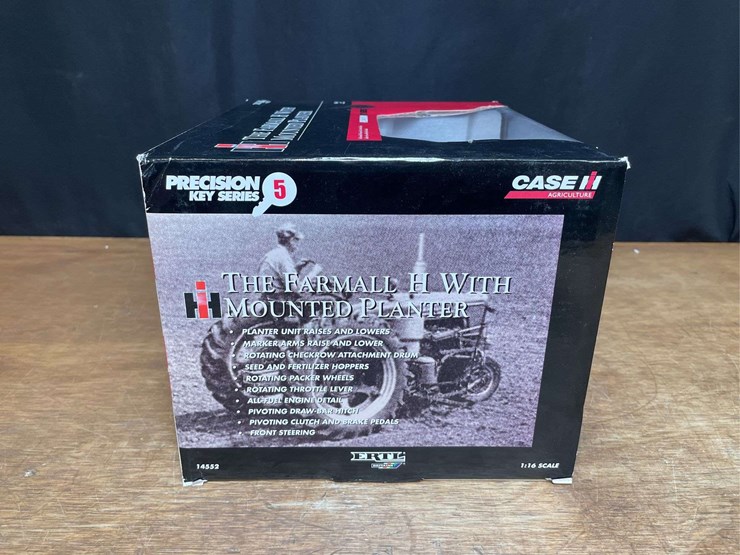 1/16-farmall-h-w/planter-precision-key-nib-ertl-image-6