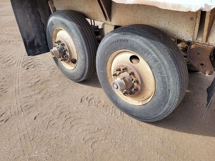 2000-midland-mg40clam-belly-dump-trailer-image-6
