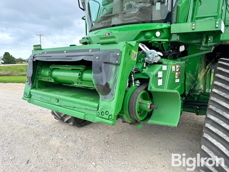 2022-john-deere-s780-image-9