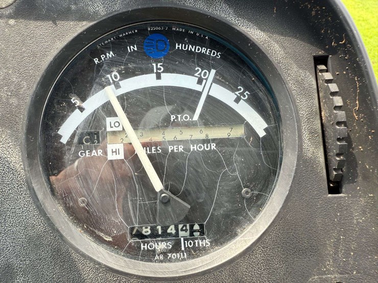 1977-john-deere-4230-image-44