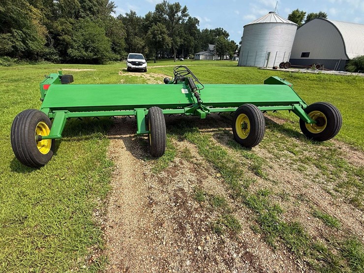 john-deere-115-image-11