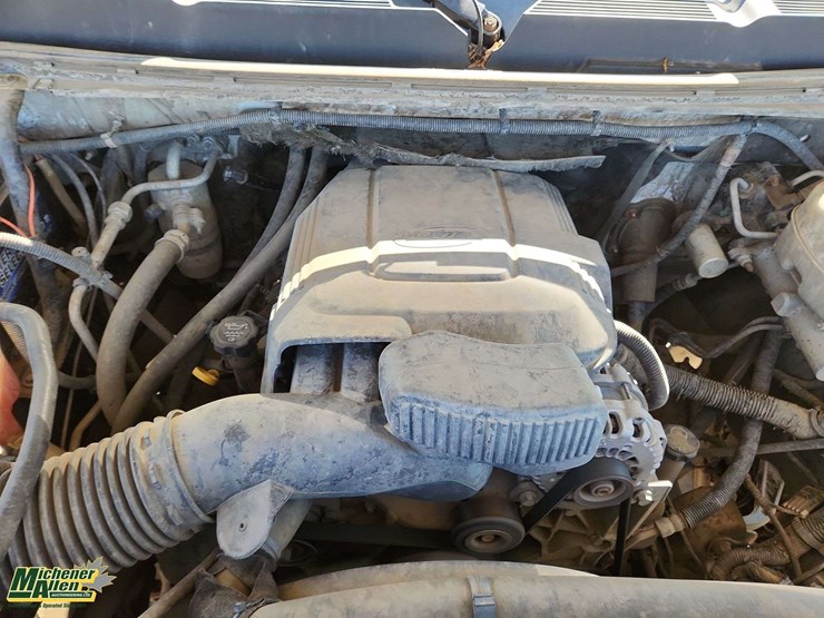 2011-chevrolet-silverado-3500hd-image-23