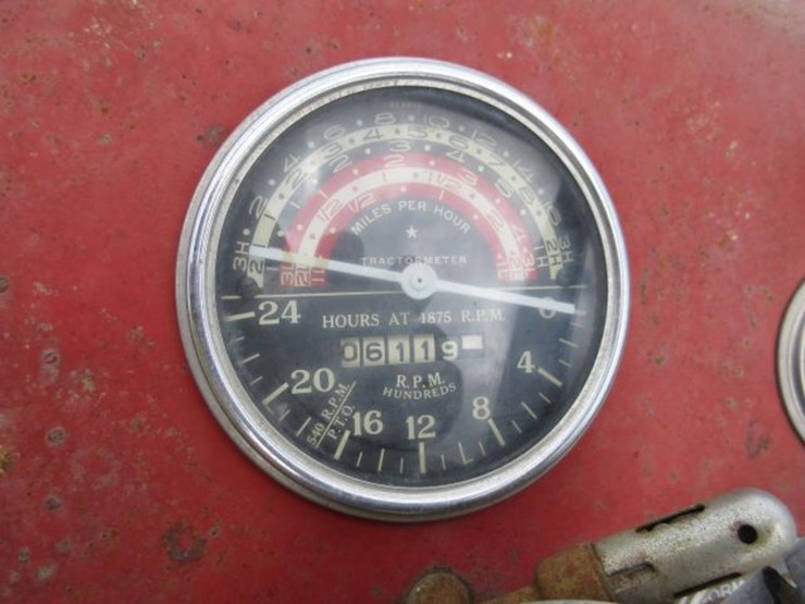 massey-ferguson-65-image-8